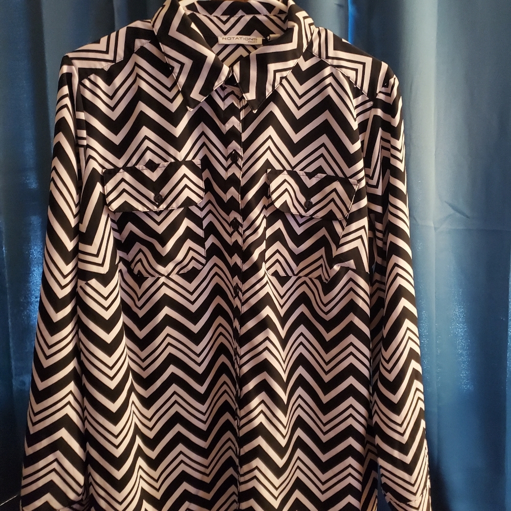 Trippy Black And White Top